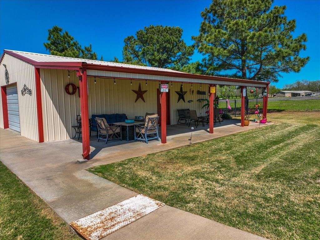 4805 Grasshopper Lane