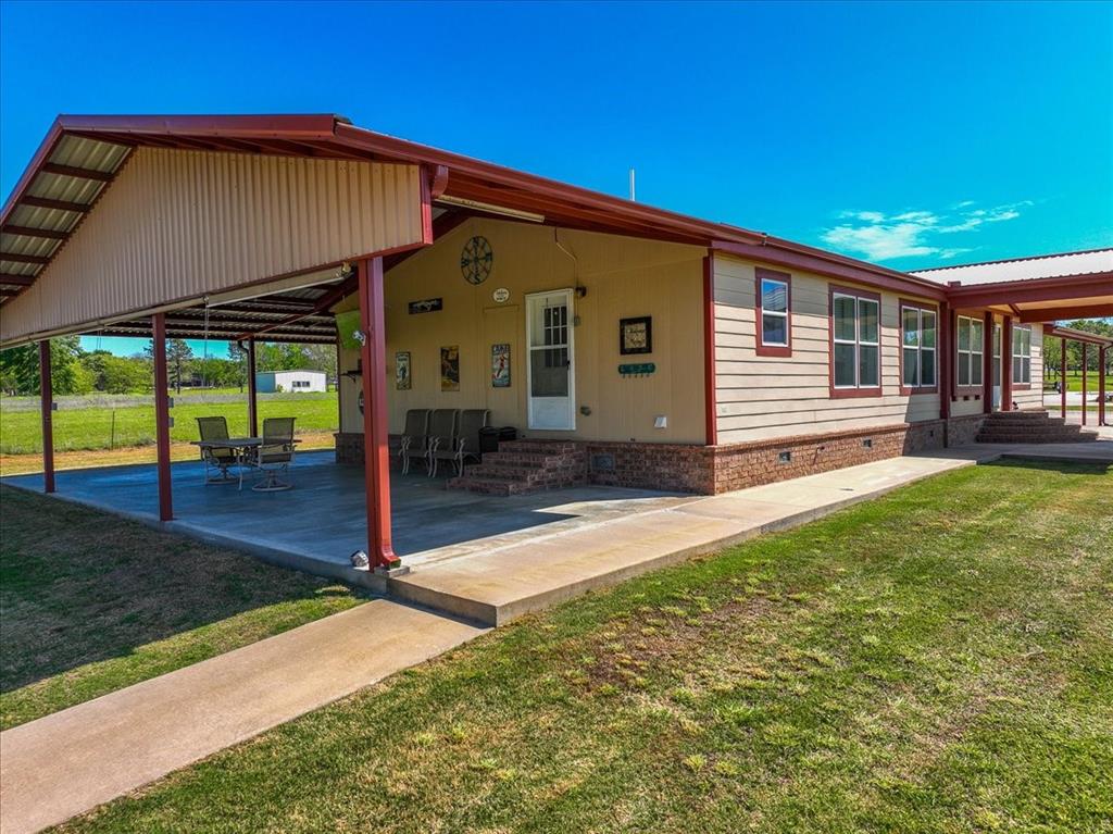 4805 Grasshopper Lane