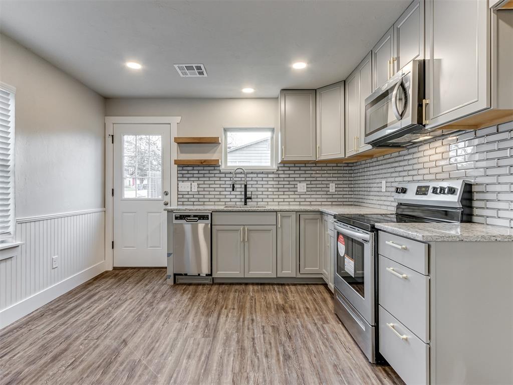 204 S Jackson Street