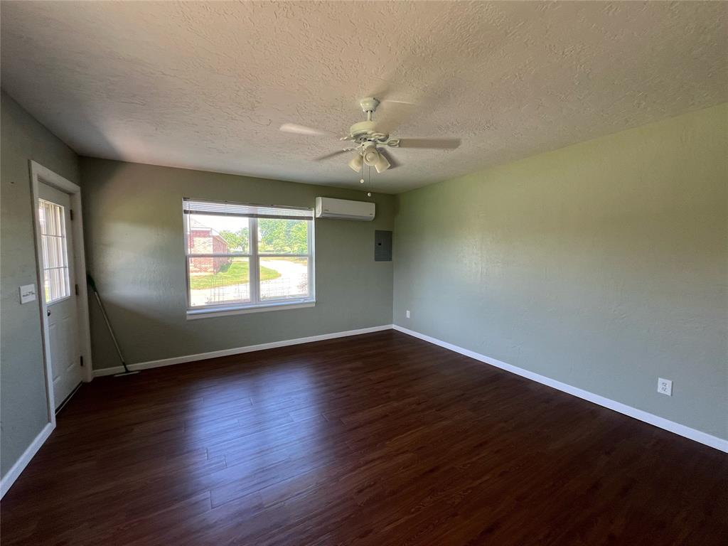 19998 Rolling Meadows Lane