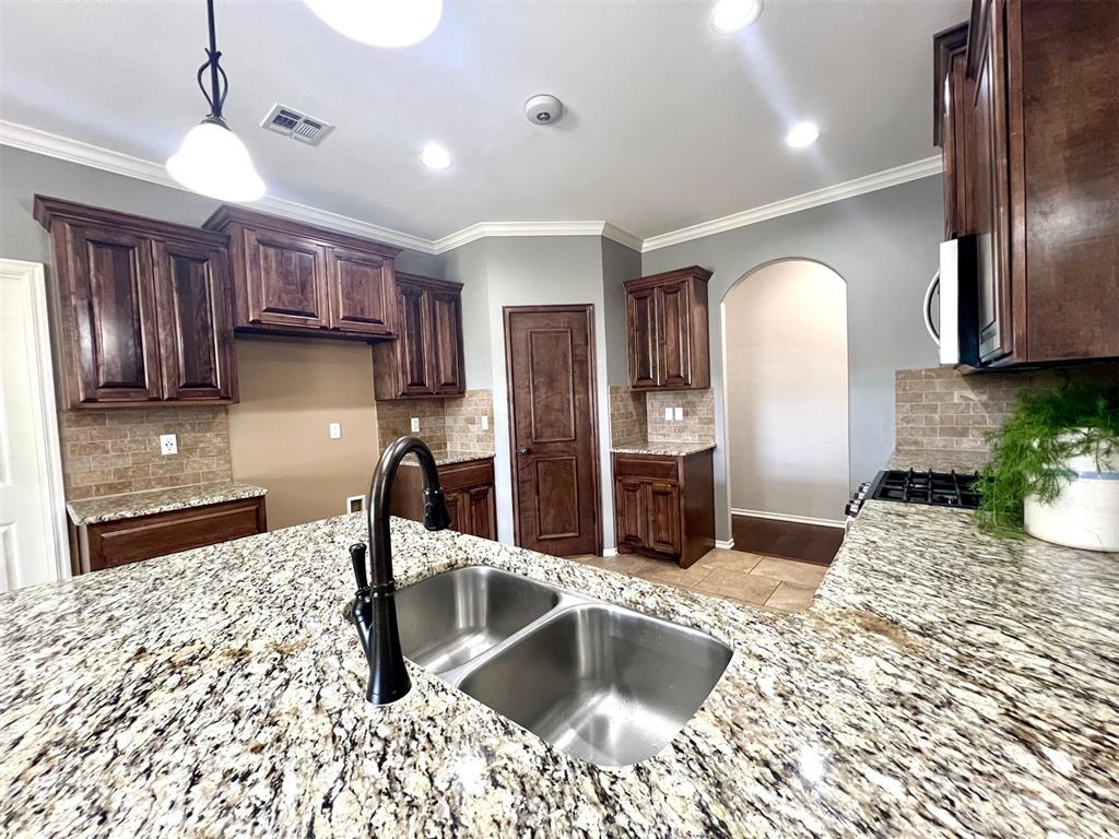 19998 Rolling Meadows Lane