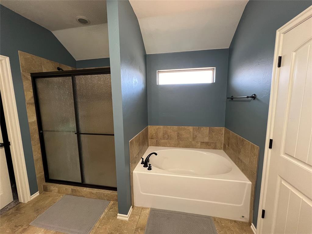 19998 Rolling Meadows Lane