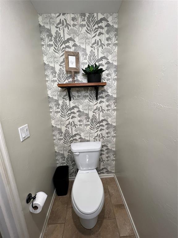 19998 Rolling Meadows Lane