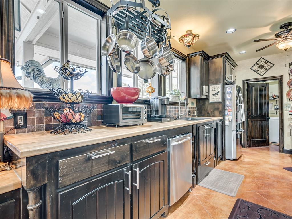 2450 County Road 1196