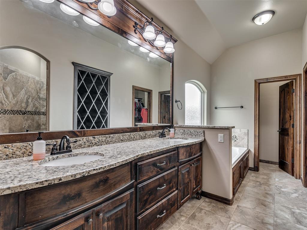 4117 Wayfield Avenue