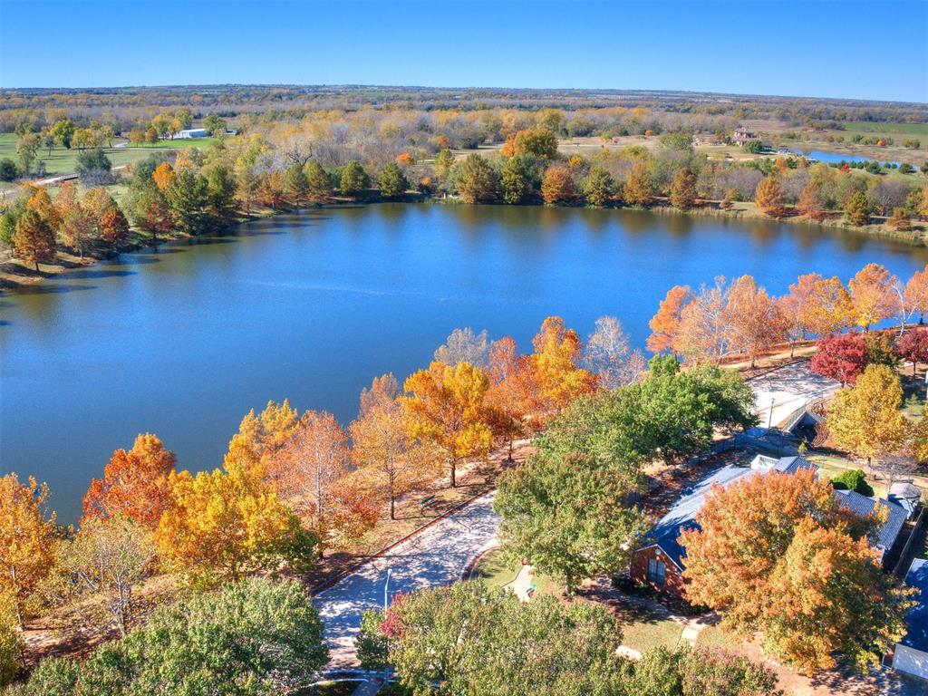 5000 Cypress Lake Drive