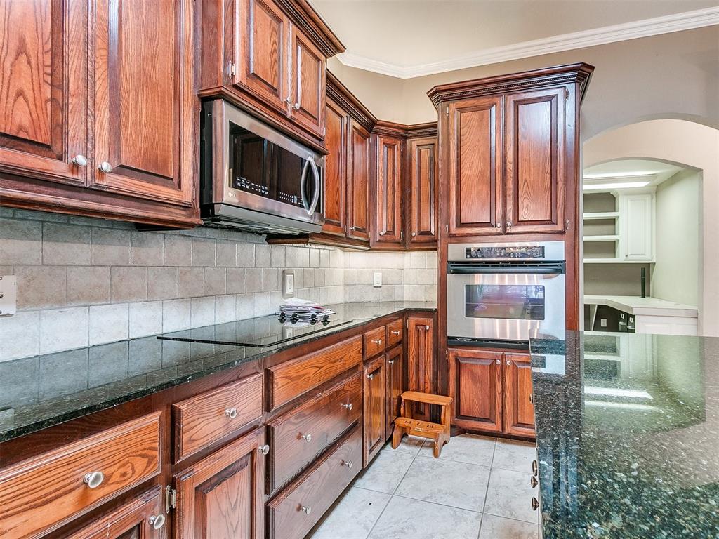 5000 Cypress Lake Drive