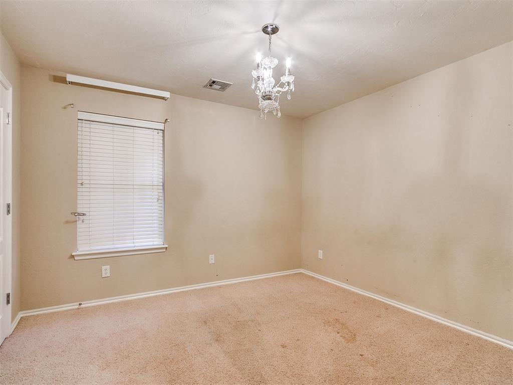 5000 Cypress Lake Drive