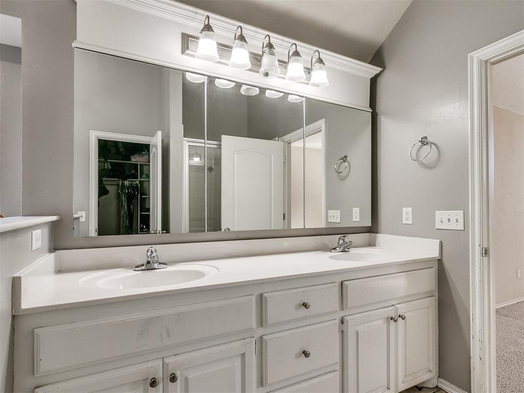 5000 Cypress Lake Drive