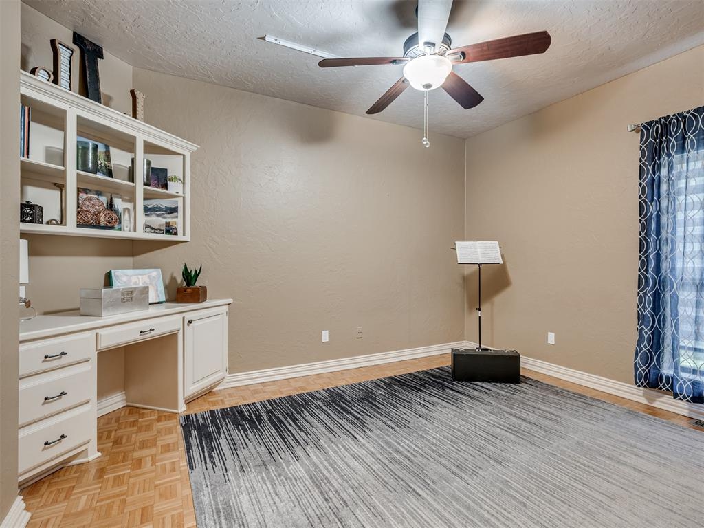 4704 Fountain Gate Drive