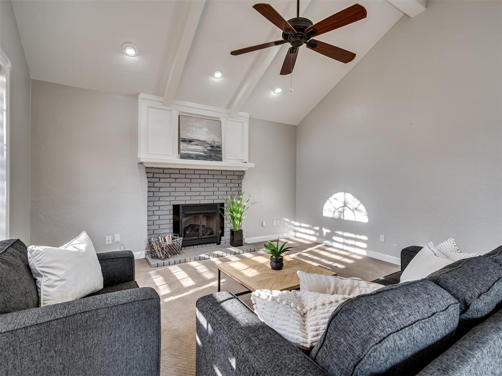 4704 Fountain Gate Drive