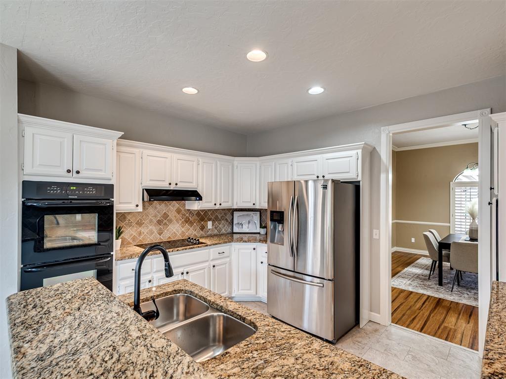 4704 Fountain Gate Drive