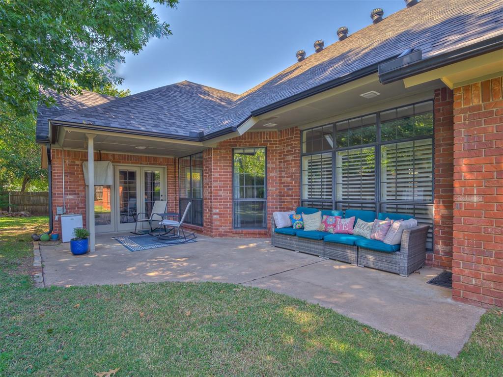 4704 Fountain Gate Drive