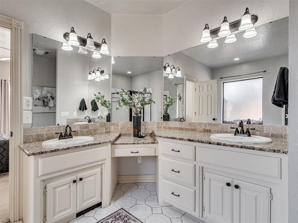 4704 Fountain Gate Drive