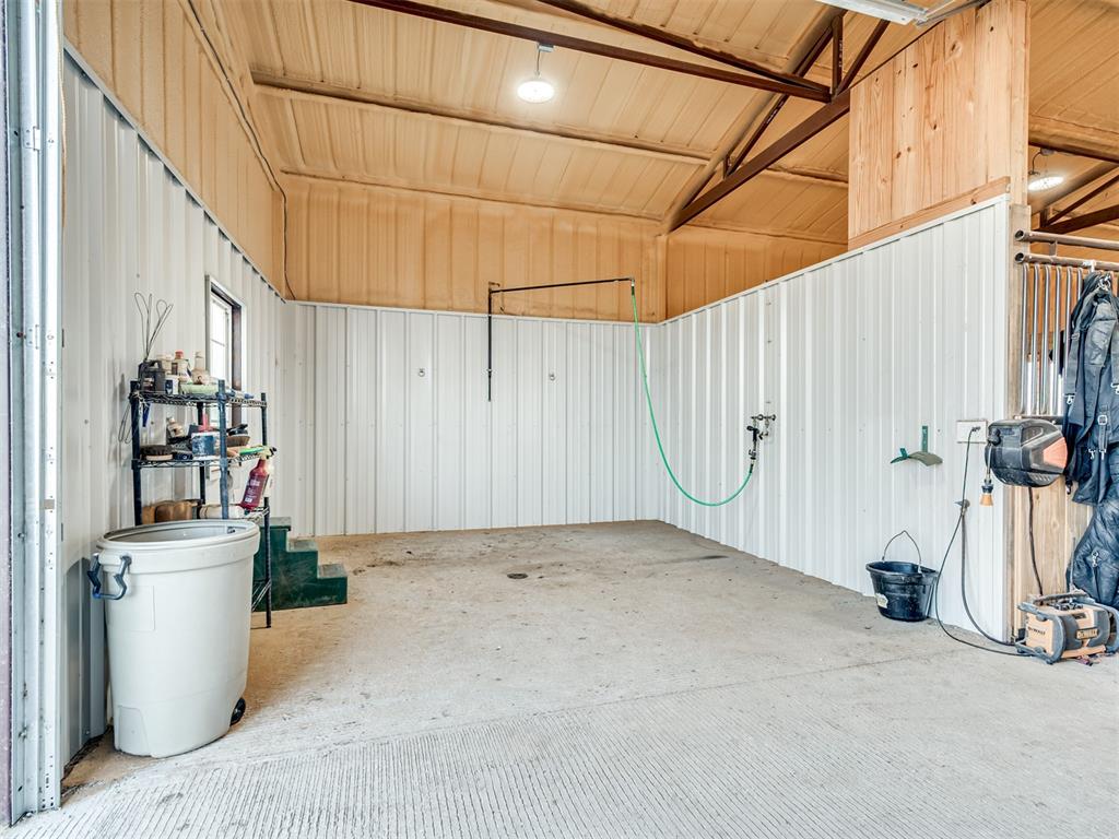 16574 N County Road 3400