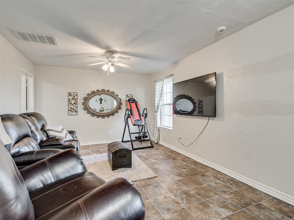 16574 N County Road 3400