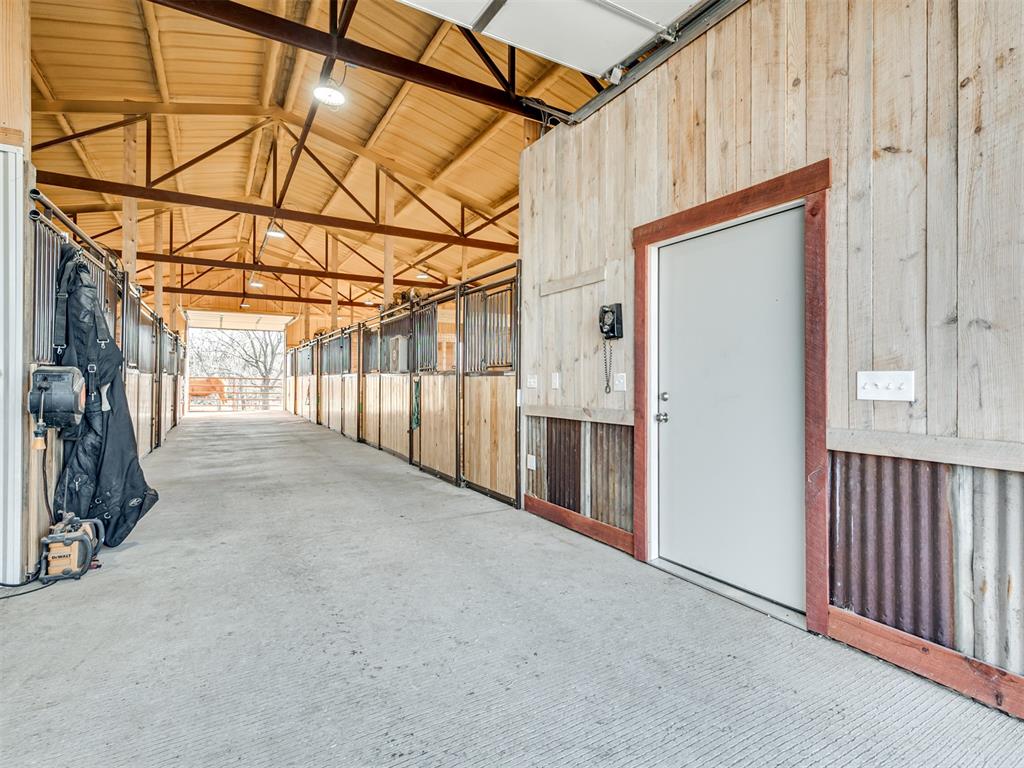 16574 N County Road 3400