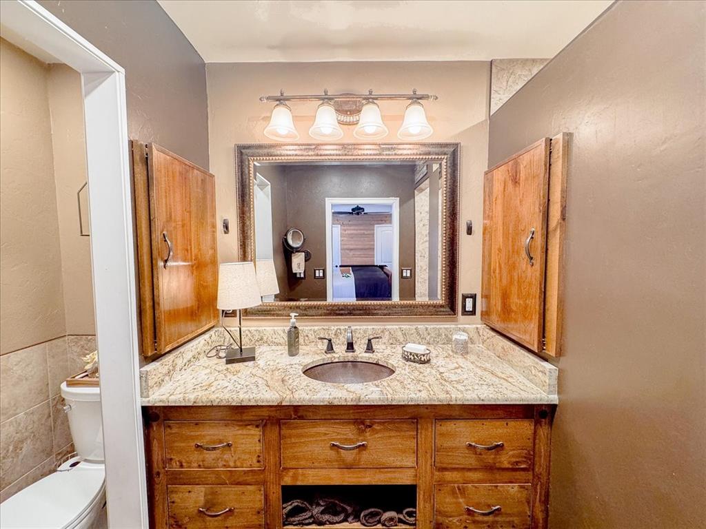 308 W Chickasaw Avenue