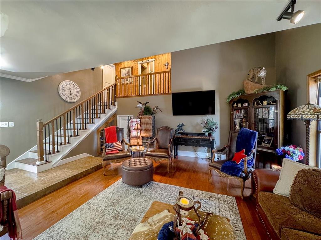 308 W Chickasaw Avenue