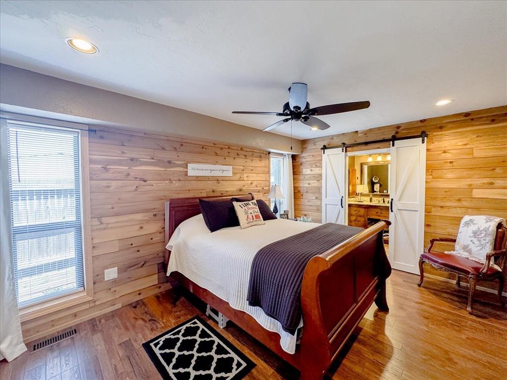 308 W Chickasaw Avenue