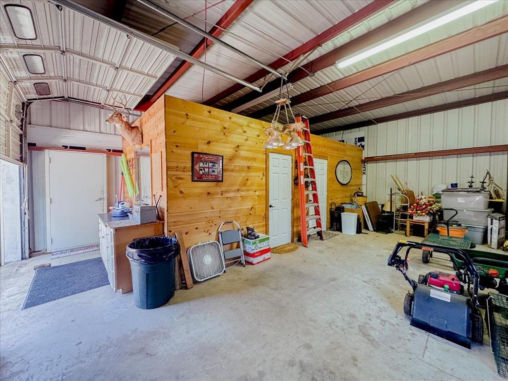 308 W Chickasaw Avenue