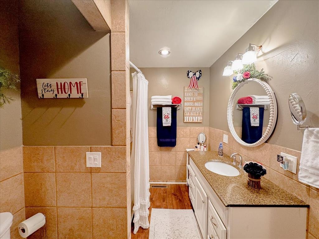 308 W Chickasaw Avenue