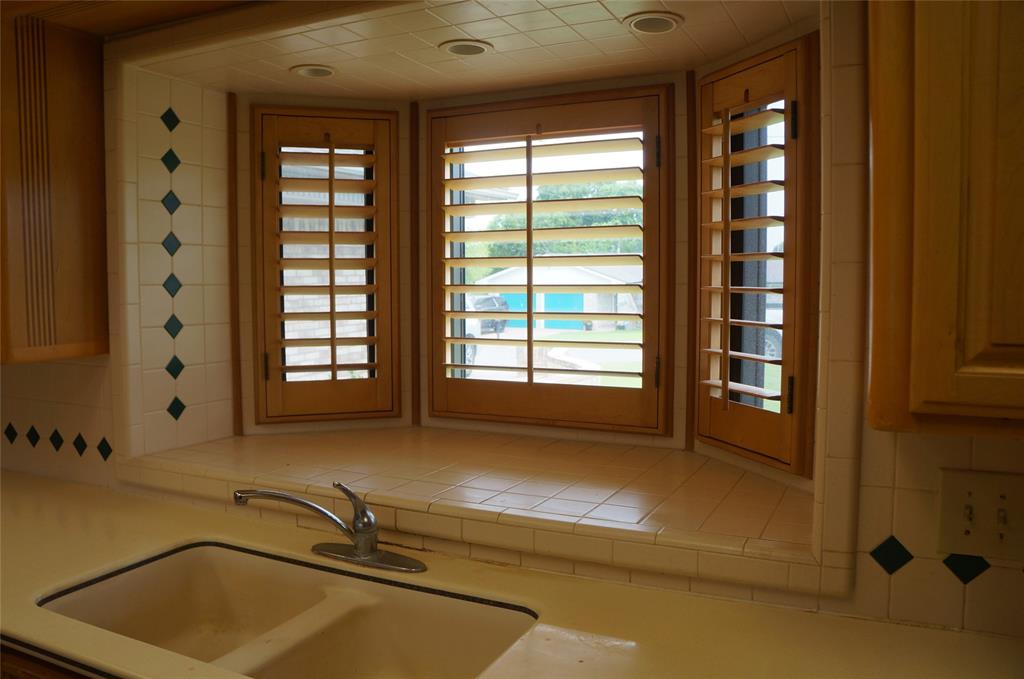 302 W Harrison Street