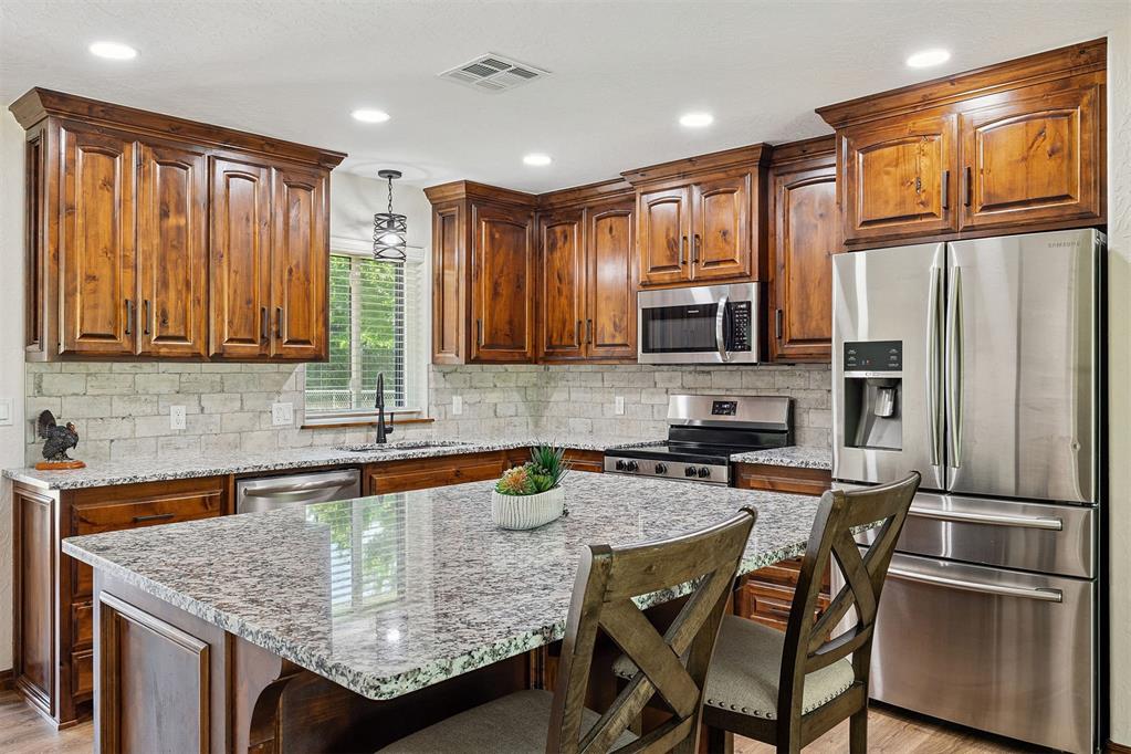 4577 County Street 2820 Street