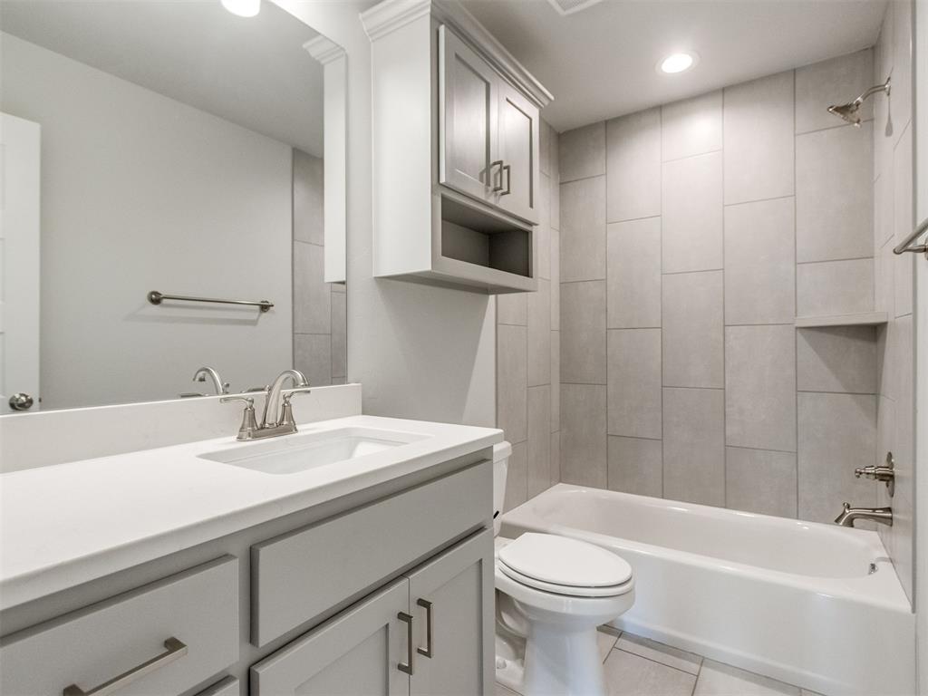 7708 Wilshire Woods Drive