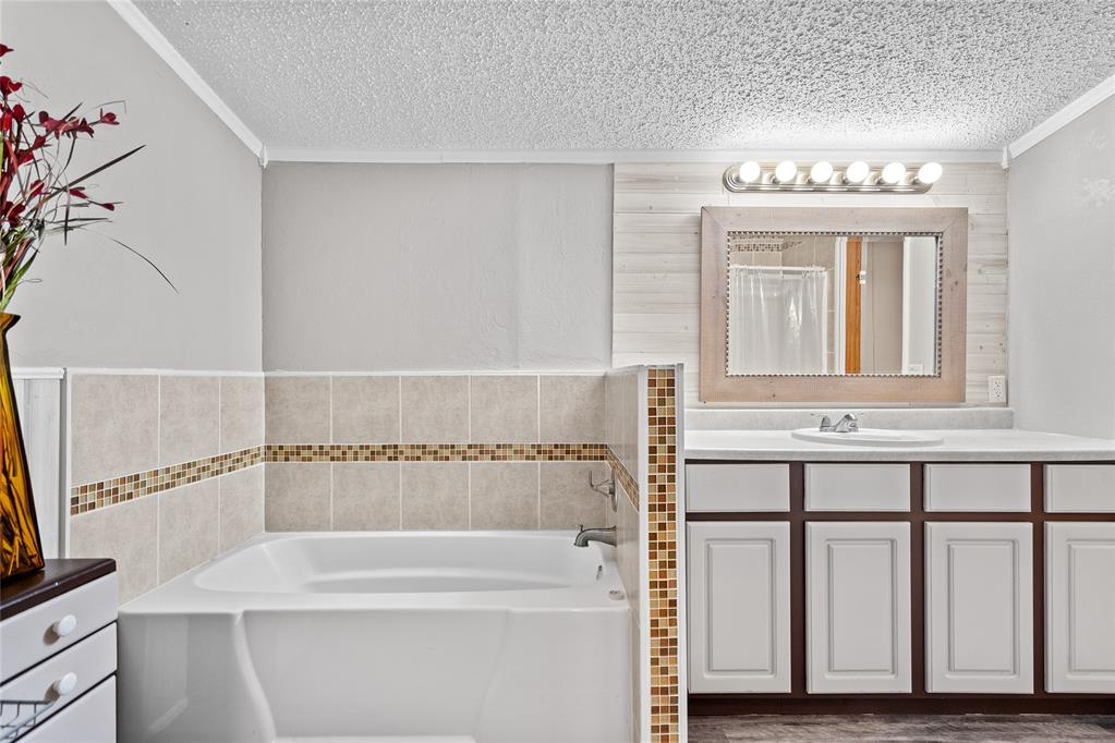 17402 State Highway 24