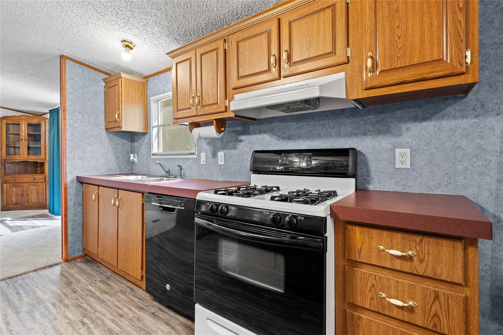 17402 State Highway 24