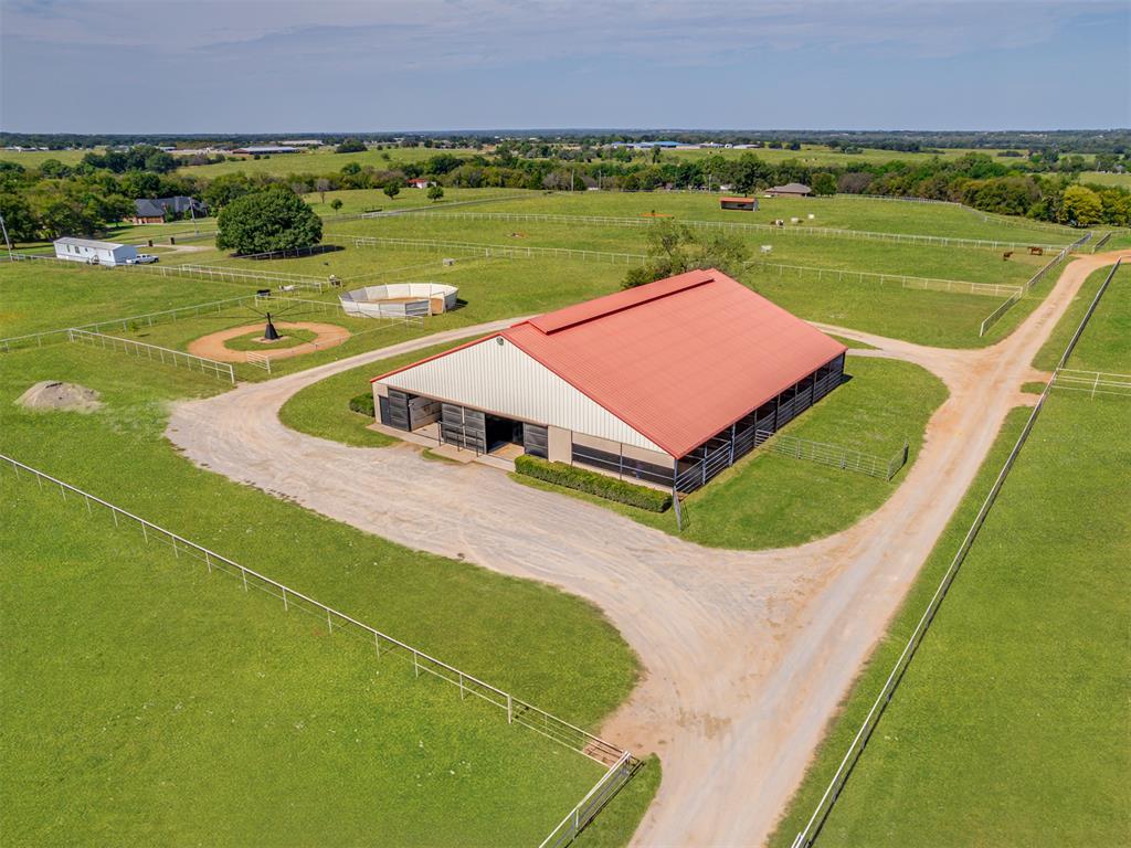 20196 Holiday Ct, Purcell Court