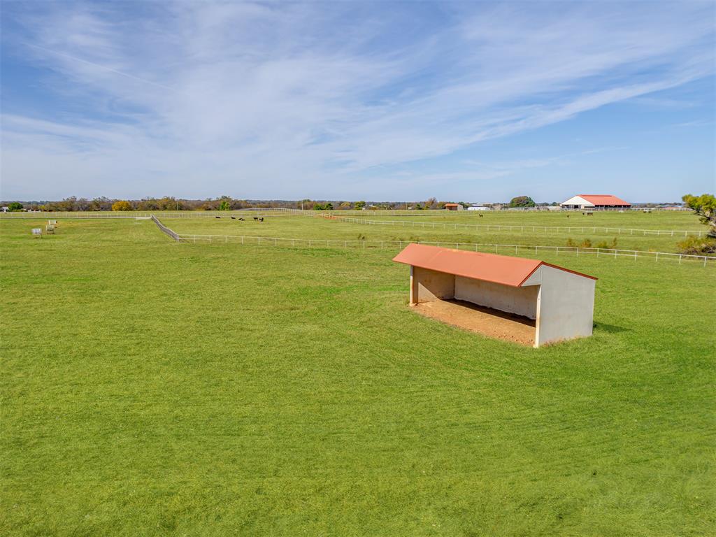 20196 Holiday Ct, Purcell Court