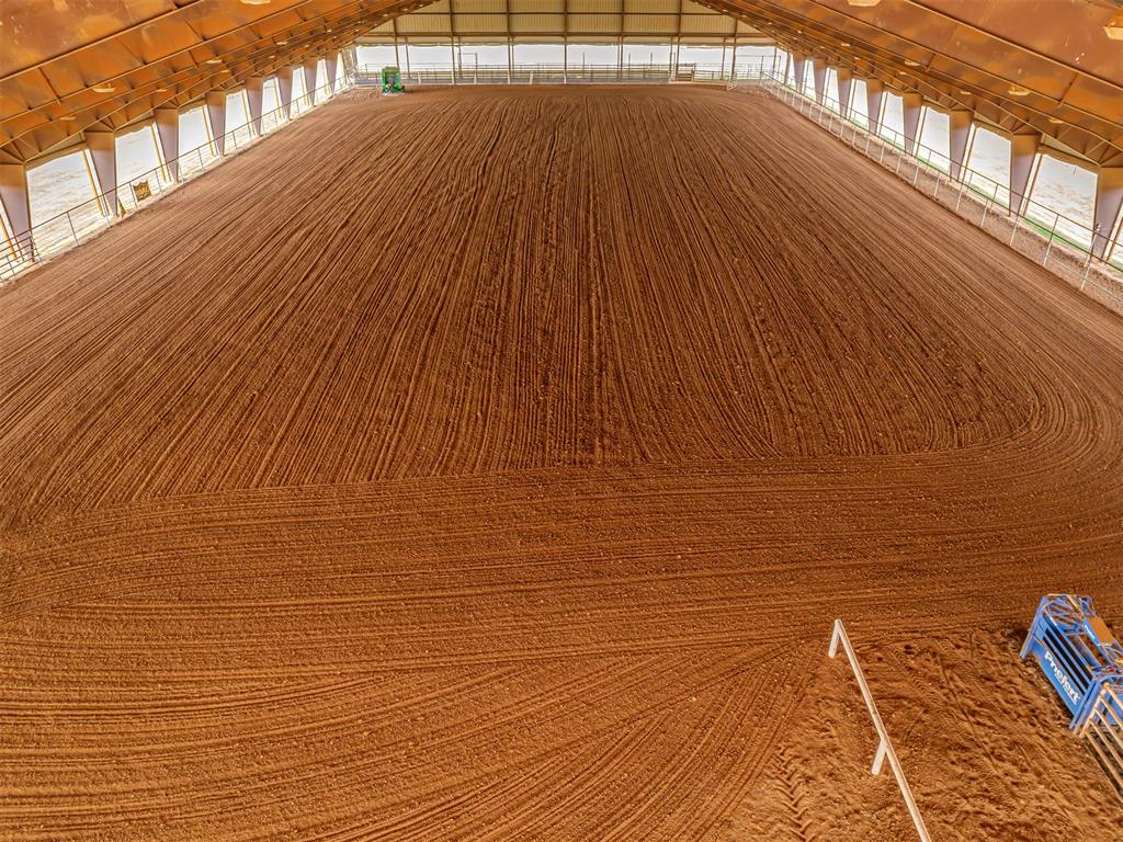 20196 Holiday Ct, Purcell Court