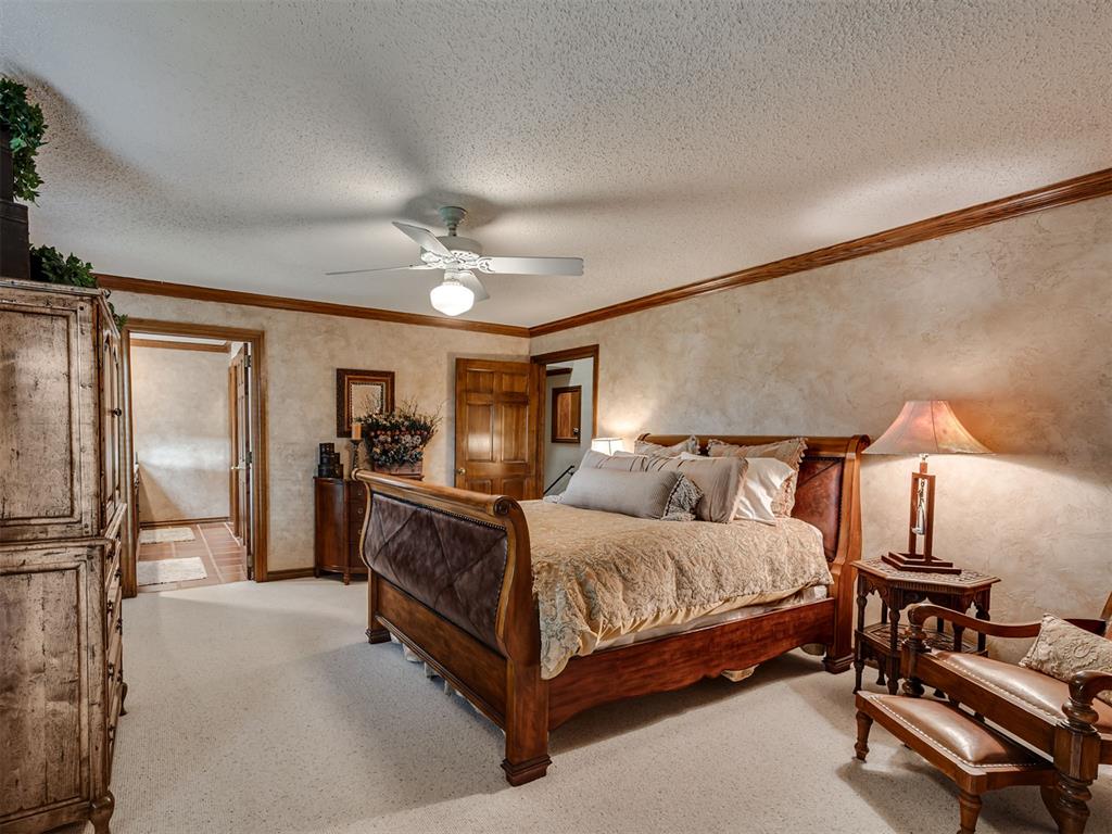 20196 Holiday Ct, Purcell Court