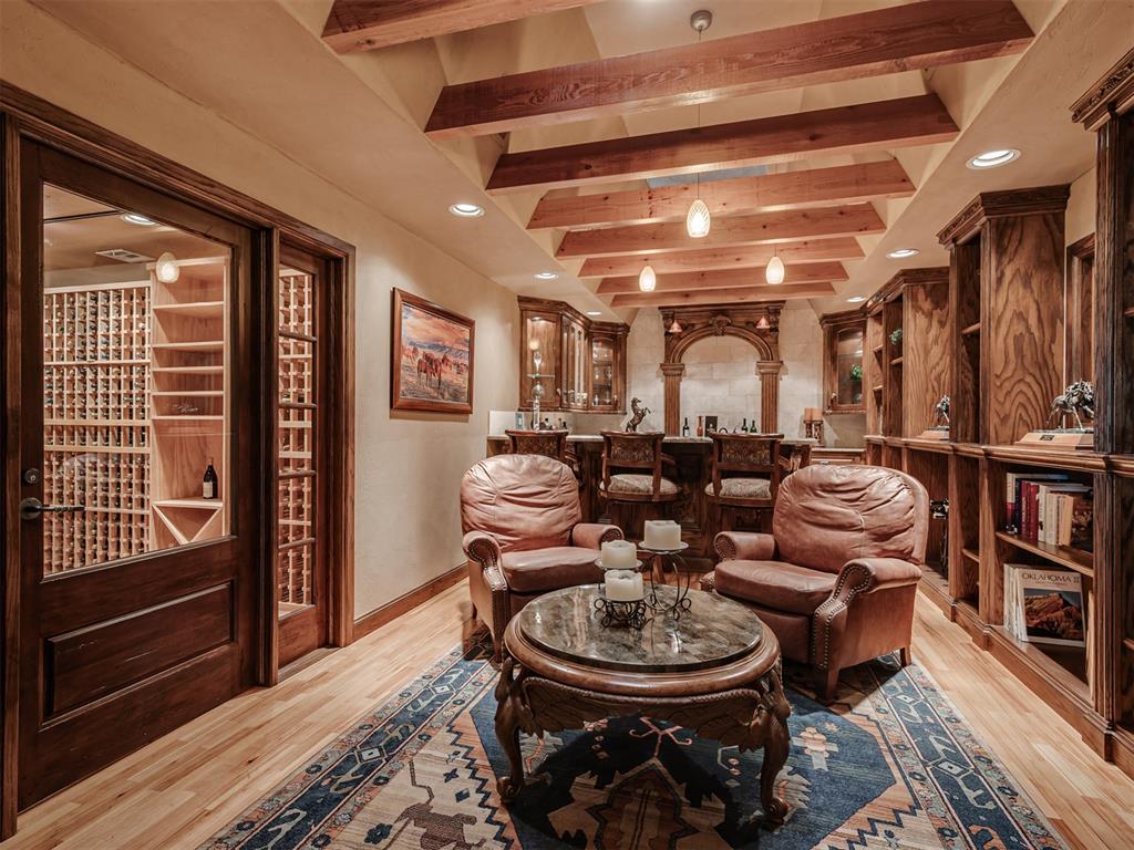 20196 Holiday Ct, Purcell Court