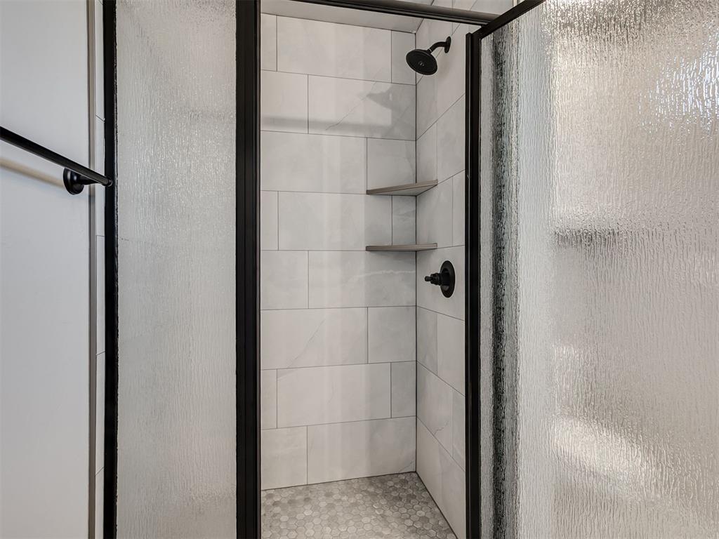 10100 Gentry Crossing