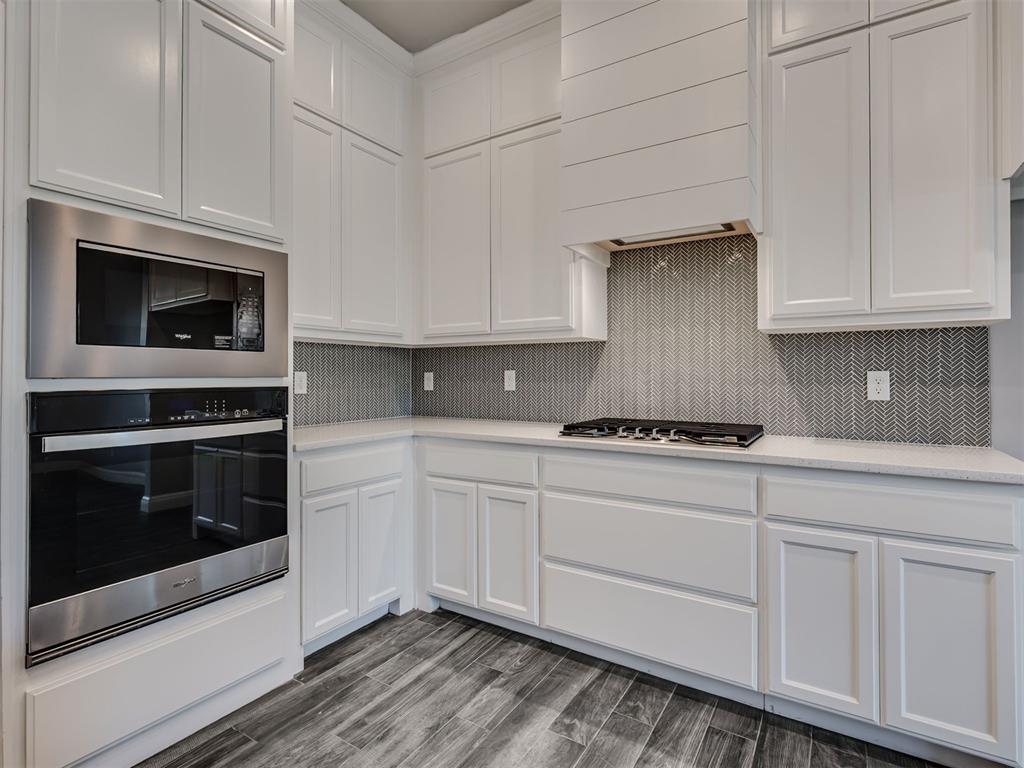 10100 Gentry Crossing