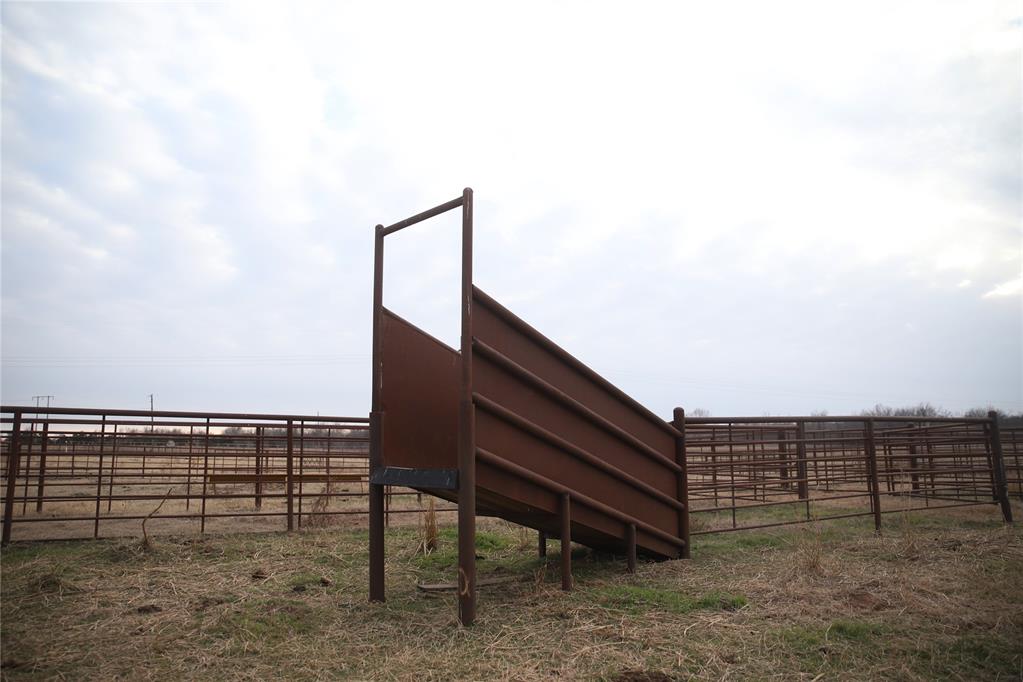 740421 S Highway 99 Highway