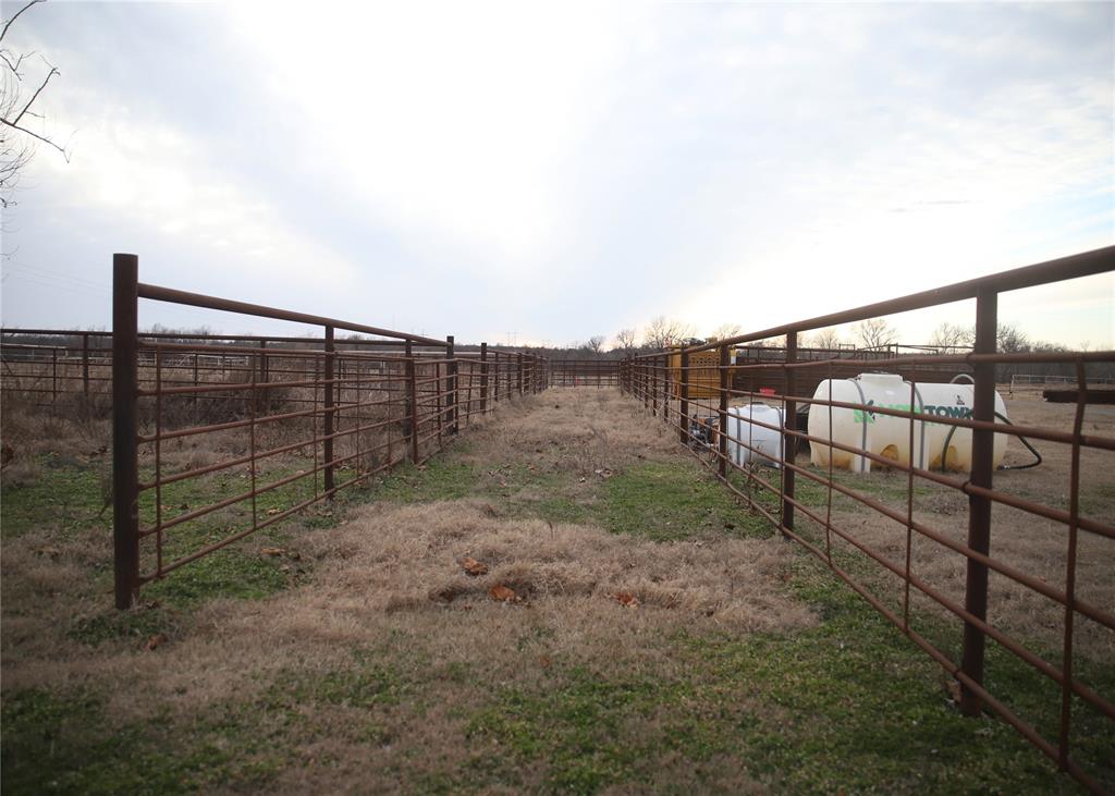 740421 S Highway 99 Highway