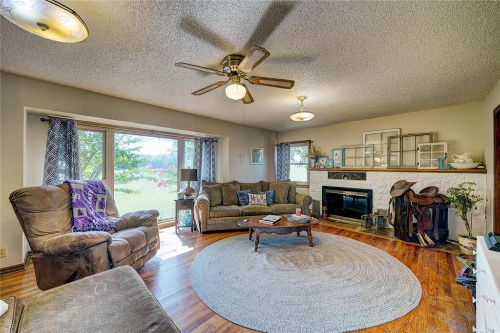 740421 S Highway 99 Highway