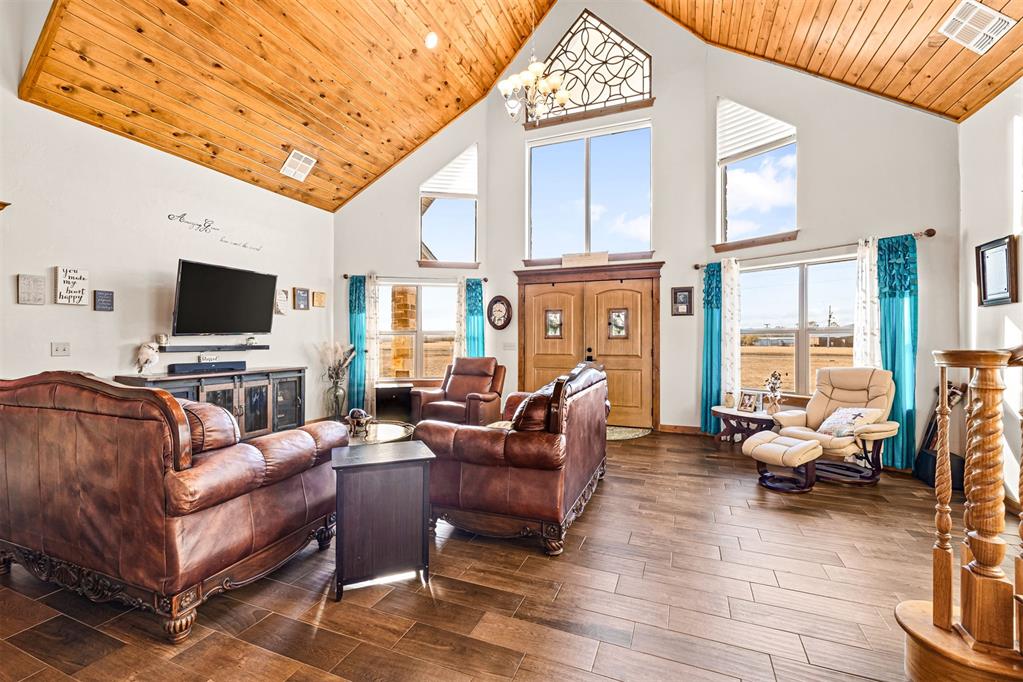 24360 N County Road 3288