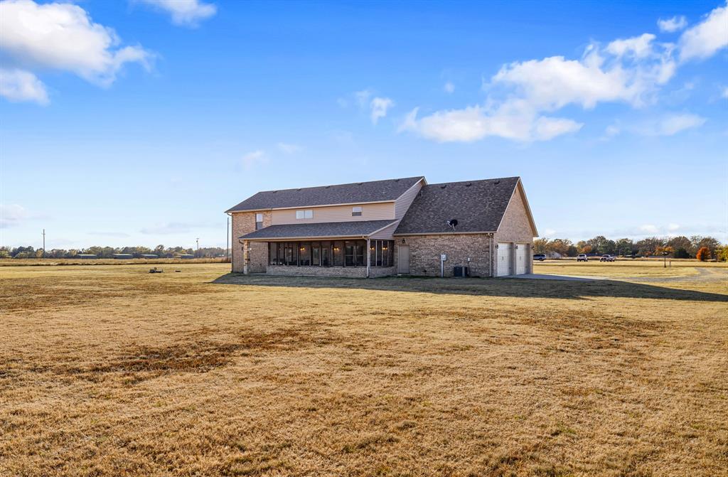 24360 N County Road 3288