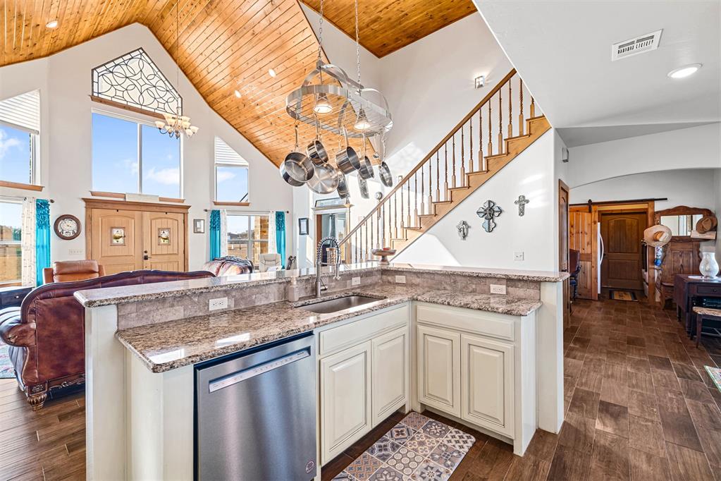 24360 N County Road 3288