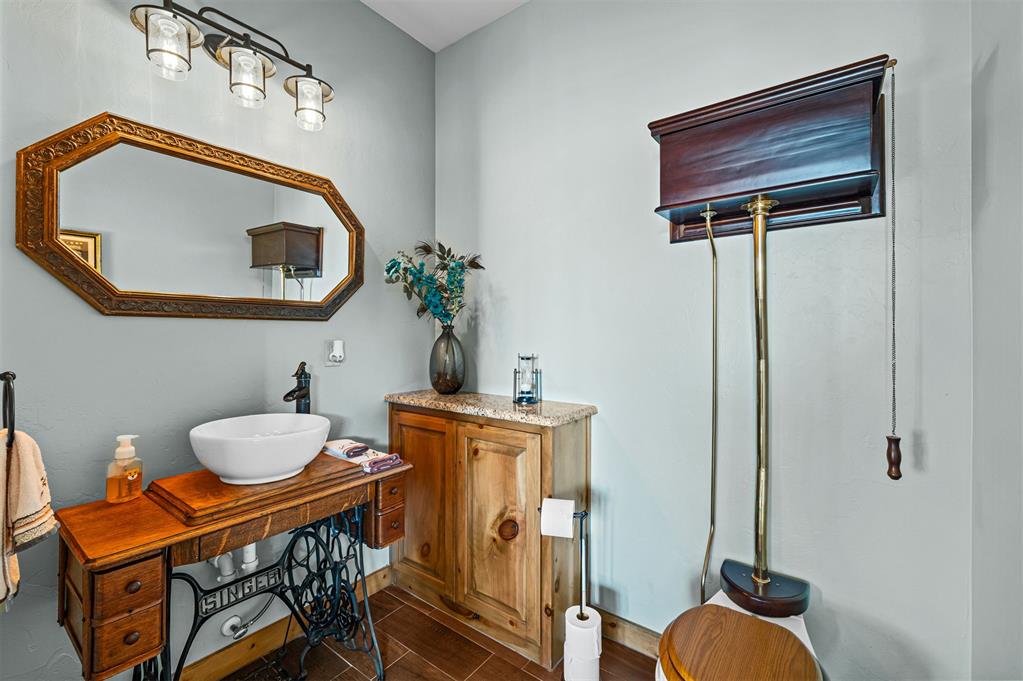 24360 N County Road 3288