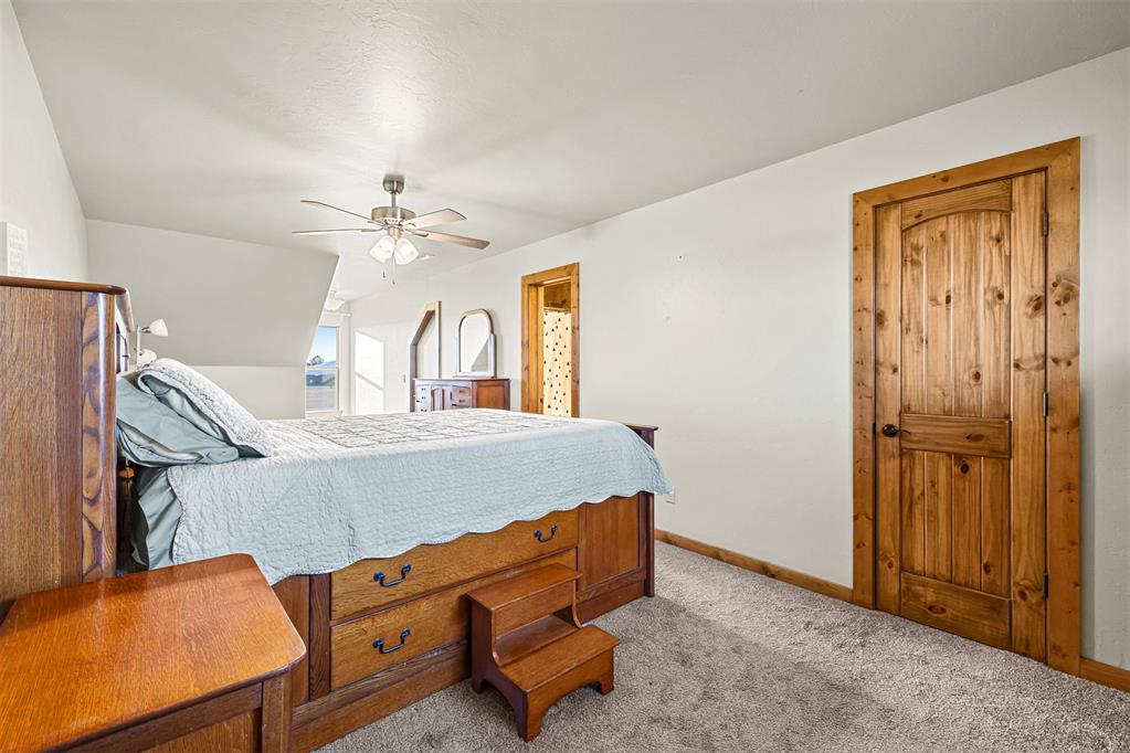 24360 N County Road 3288