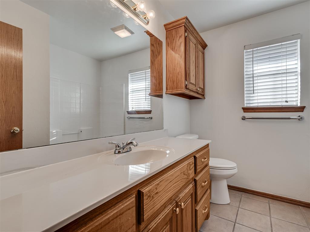 1621 Silver Oak Drive