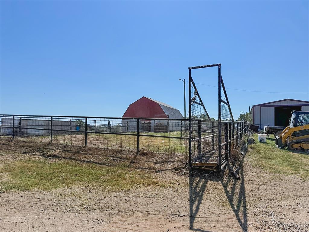 36700 Avoca Road
