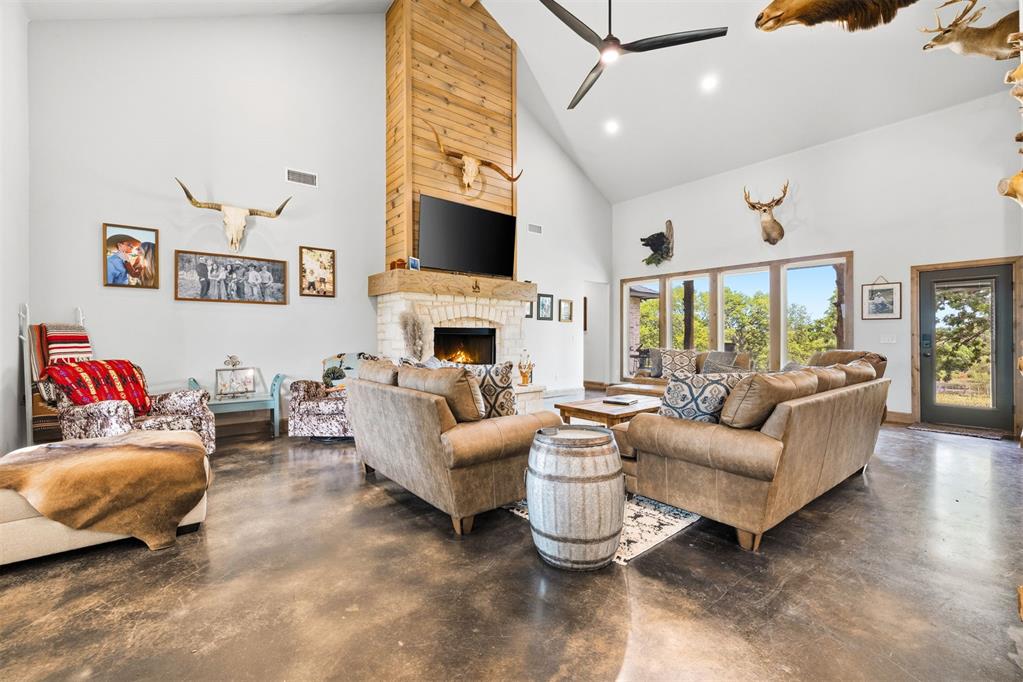 36700 Avoca Road