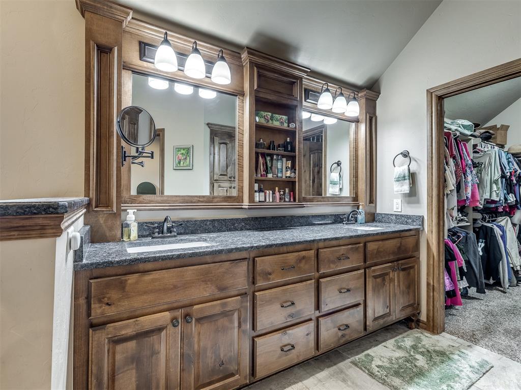 953 County Street 2982